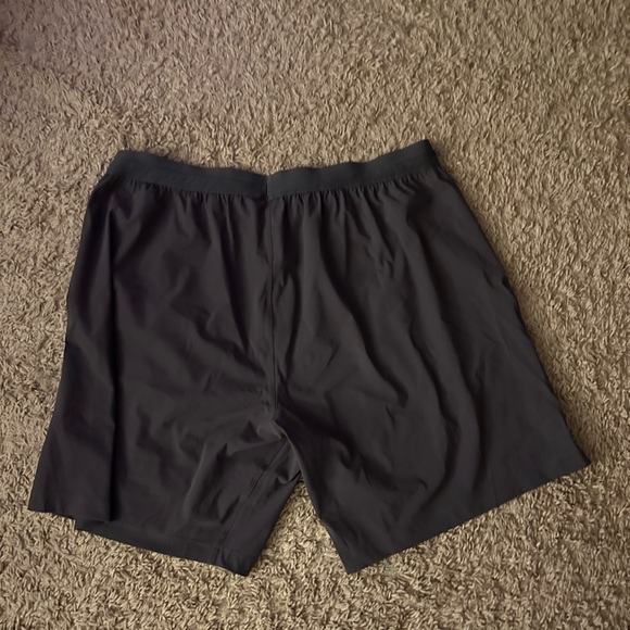 Gym Shark Shorts - Picture 5 of 5
